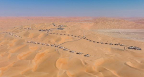 Bab Al Nojoum Bateen Liwa